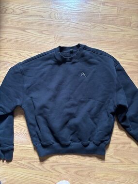 Oner Active Black Sweatshirt size small - like NEW